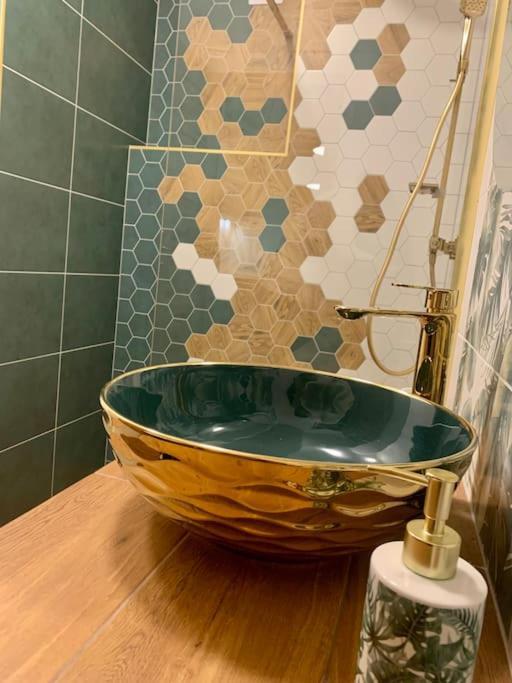 Brand New, Design Apartment Jojo, Oldtown, Balcony ブラチスラヴァ エクステリア 写真