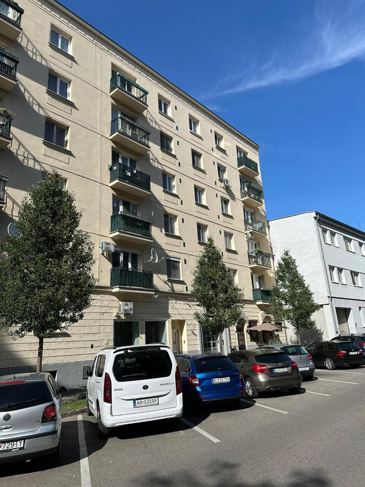 Brand New, Design Apartment Jojo, Oldtown, Balcony ブラチスラヴァ エクステリア 写真